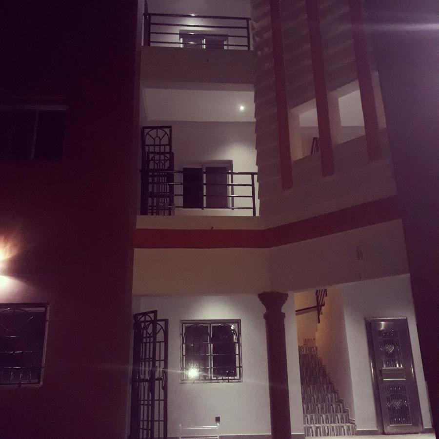 Residence L'Escale Equipements Moderne 巴马科 外观 照片
